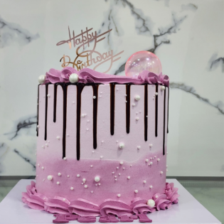8" Whipped Cream Cake- 2 Layers (Chiffon Vanilla & Chocolate)