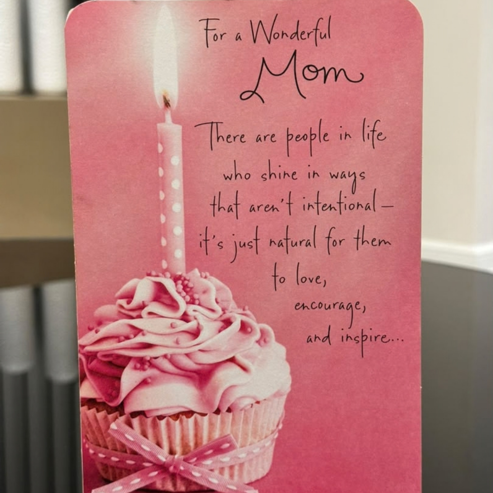 Pink Frosted Cupcake Mom Card